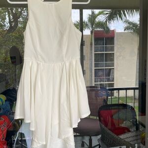 Xenia Boutique Cream A-line Sleeveless Dress